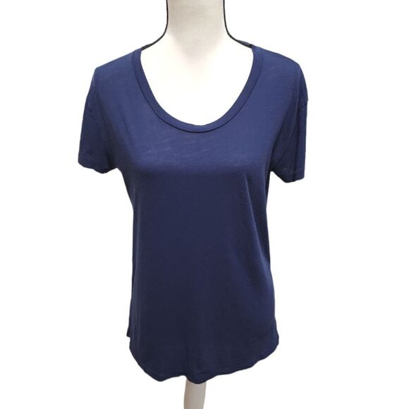 5/$25 Victoria's secret pink blue short sleeve basic Tshirt - Picture 1 of 5
